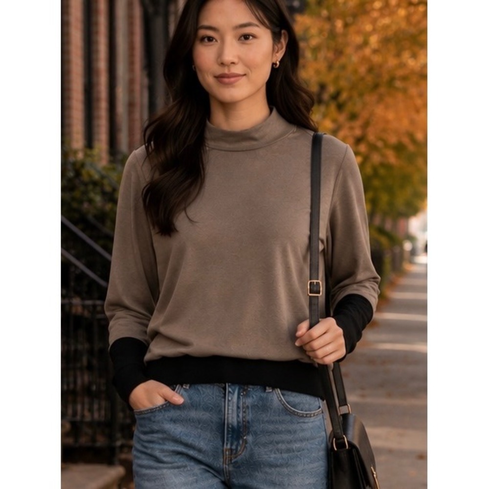 Gimmicks Women Mock Neck Top Taupe Black Large Colorblock Keyhole Back Stretch